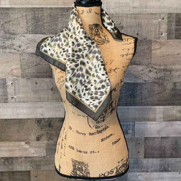 Elegant Neck or Purse Scarf - Picture 7 of 15